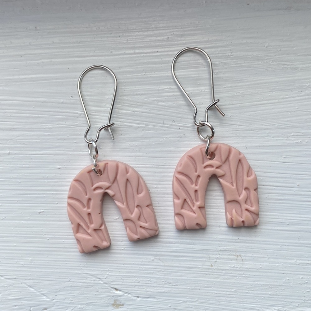 NWT Handmade Pink Stamped Arch Earrings